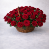 Букет "Гранатовая роскошь" — корзина из бархатных красных роз